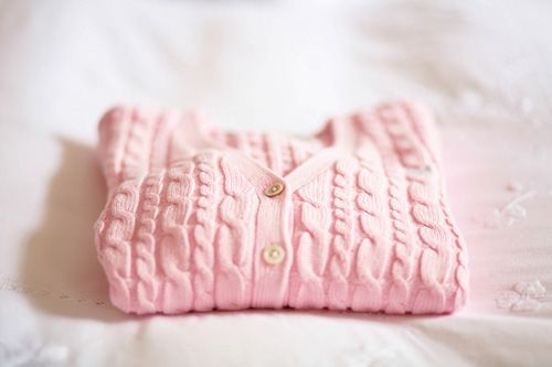 粉色小毛衣